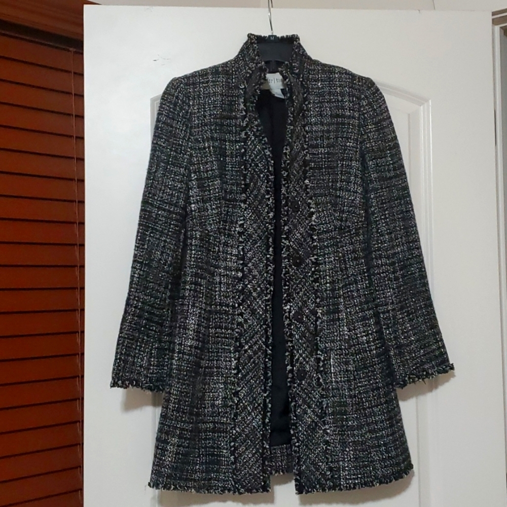 White House/Black Market, Size 0, Black and White
